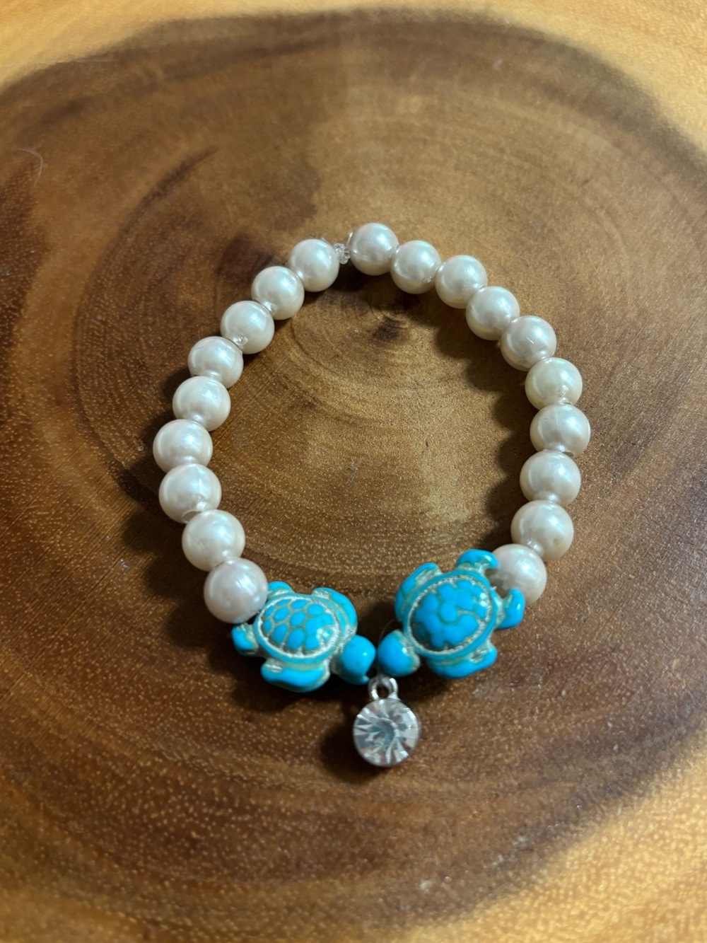 Handmade Pearl Bead Bracelet with Turquoise Turtle Accents and Silver Sparkle